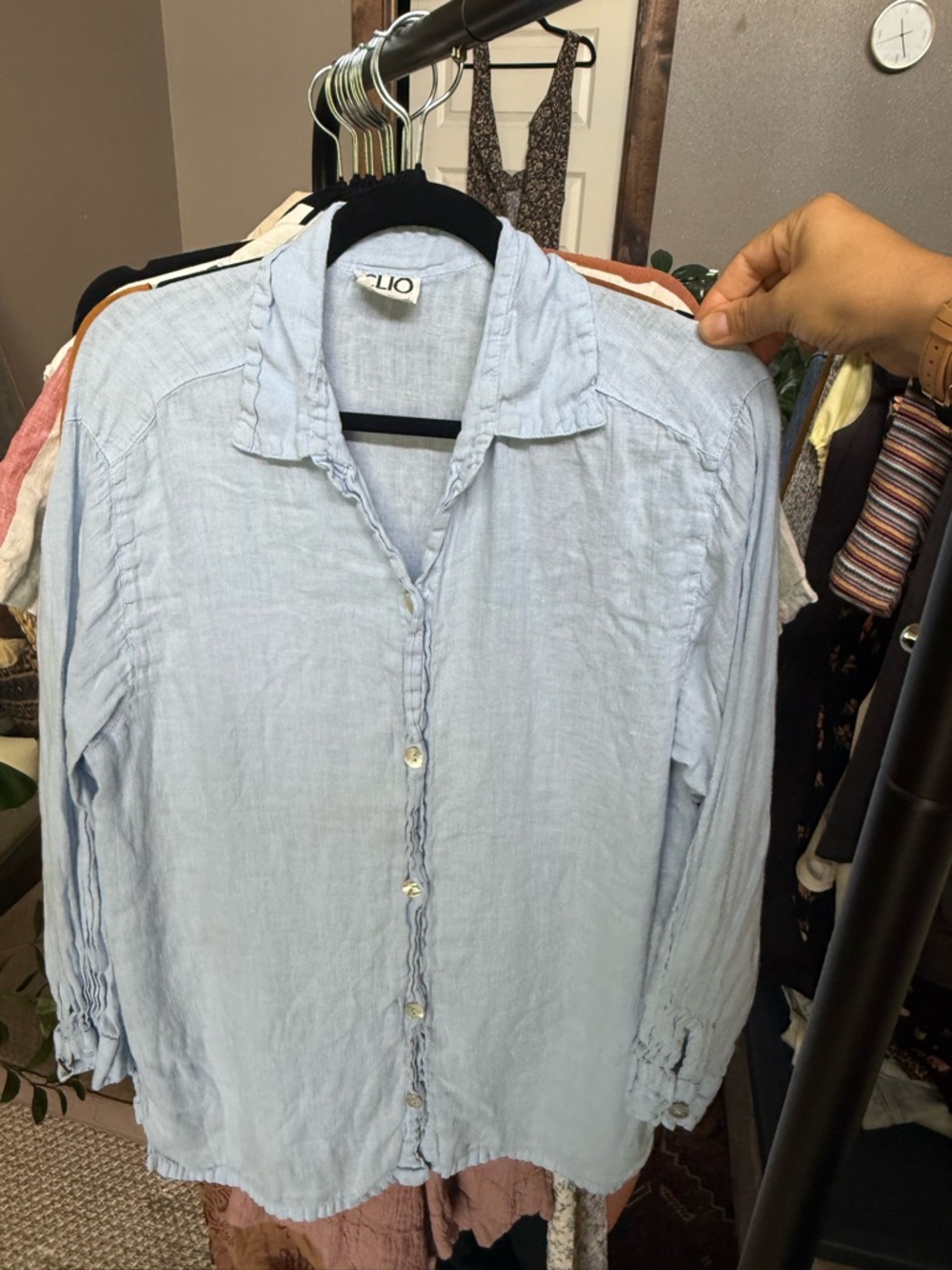 Vintage Clio Powder Blue Women’s 100% Linen Button-Up Shirt